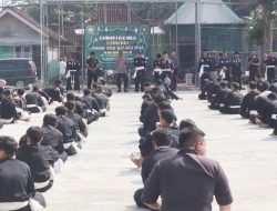 Mengasah Kemampuan, Para Sesepuh Gubug Remaja Peragakan Jurus dan Buka Pesilat