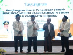 Kejutan Ramadan! Jombang Raih Prestasi Nasional, Abah Warsubi Hadiahkan Umrah untuk 5 “Pasukan Kuning”