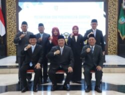 Perkuat Kabinet Jombang Maju, Bupati Warsubi Lantik 5 Pejabat Eselon II Hasil Seleksi Terbuka