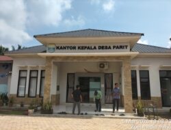 Kepala Desa M Aman Berani Adu Argumen Terkait Aksi Demo Di Kantor Desa Parit.